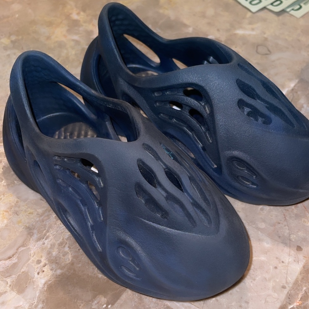 Yeezy foam runners